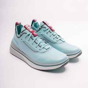 BALA Twelves Daybreak Blue— size 7 womens, 5.5 mens